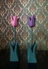 Håndlaget borddekor tulipaner blomster trefigurer kunsthåndverk Sverige Sweden thumbnail