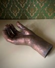 Støpeform/ figur/ skulptur hånd/ neve i kobber - Lærdal/ Laerdal Medical Stavanger Norge  thumbnail