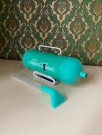 Vacuum cleaner ubrukt batteridrevet leketøy støvsuger I original eske - Japan 1960 tallet thumbnail