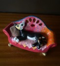 Rosina Wachtmeister Eine kleine nachtmusik Mozart figurin kattefigur spilledåse i håndmalt porselen Goebel Tyskland thumbnail