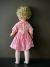 Anne-familien Marianne dukke med Tomte hjertesmykke - Lærdal Stavanger Norge Norway 1960 tallet thumbnail