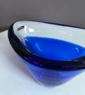 Liten skål i blått kunstglass - Magnor glassverk Norge, 1970 tallet thumbnail