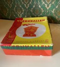 TOMTE Kvernkall i original eske Åsmund S. Lærdal Stavanger Norge 1940/50-tallet thumbnail