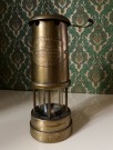Davy Safetly gruvelampe parafinlampe lykt i messing British Coal Mining England thumbnail