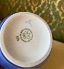 Julerose hvit/ blå håndmalt vase i porselen 678 - Louise & Hallin Bing & Grøndahl B&G Copenhagen Denmark 1930-1980 thumbnail