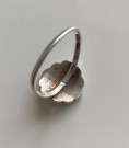 Emaljert barnering i sølv 925S H hvit med håndmalt rosemotiv thumbnail