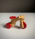 Lundby dukkehus møbler tilbehør 1:18 - Trehjuls sykkel/ barncykel (5185) 1980 tallet thumbnail