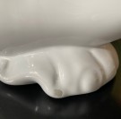 Stor hvit potteskjuler blomsterpotte krukke fisk karpe glasert steingods thumbnail