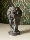 Art Deco liten vase i patinert formpresset metall i Jugend stil 1900-tallet thumbnail