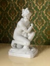 Venus Romersk gudinne knelende akt kvinne/ damefigur/ skulptur/ statue bisque porselen  thumbnail