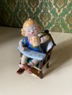 Nostalgisk tidstypisk toddler barnefigur håndmalt steingods MB Keto Import Japan 1950/60-tallet  thumbnail