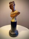 Apollo Belvedere  antikk byste på sokkel 1900-1950 thumbnail
