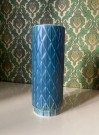 Eterna blågrønn vase med silkematt glasur og relieff geometrisk mønster Eterna Gunnar Nylund Rørstrand Sweden Sverige  thumbnail