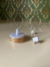 Lisa of Denmark dukkehus møbler tilbehør 1:18 - taklampe hvit/gull plast (61404) 1970 tallet thumbnail