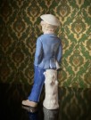 Tjuagutt/ gategutt/ musikant porselensfigur/ skulptur 12064 - WAGNER APEL Lippendorf GDR Germany thumbnail
