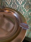 Funkis Tripode askebeger med bein sort metall/ forgylt aluminium - Ara Beslagfabrikk Oslo Ørje Norge 1960/ 70 tallet thumbnail