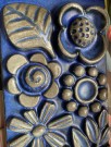 Fleur plaque veggplett veggdekor blomsterdekor glasert keramikk Berit Ternell Upsala Ekeby Sweden Sverige 1970-tallet thumbnail