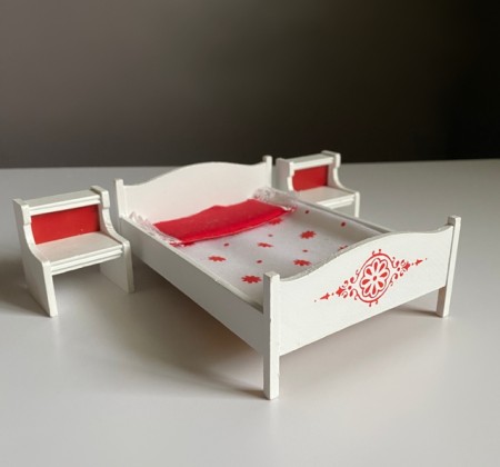Lundby dukkehus møbler tilbehør 1:18 - White dream seng (7166) og nattbord (7105)1980 tallet