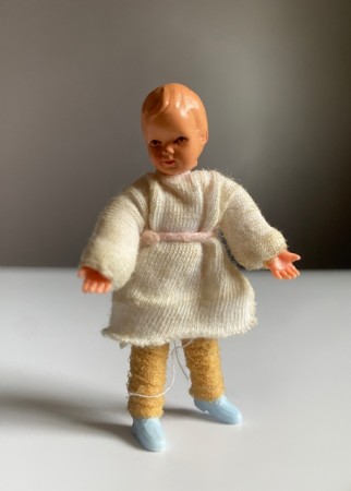 Canzler & Hoffmann dukkehus tilbehør 1:12 - Caco baby dukke Germany 1950 tallet