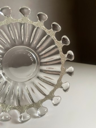 Sukker/ syltetøy/ godteri skål i transparent kunstglass