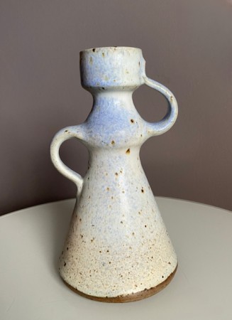 Håndlaget vase i keramikk   