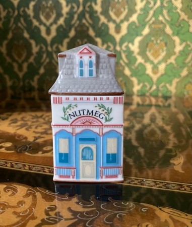 Lenox Spice Village Nutmeg muskatnøtt krydderbøsse krydderkrukke Brooks & Bentley 1989