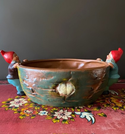 Stor spraymalt terrakotta keramikk nisseskål nøttebolle med juledekor gnom 5 Heissner W. Germany Tyskland