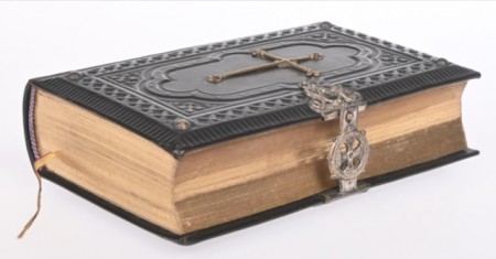 Antikk religiøs bok Landstads salmebok med skinnomslag kors krusifiks 1884