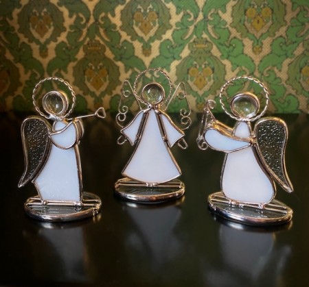 Julepynt Tiffany Engler i hvitt glass Hadeland Glassverk