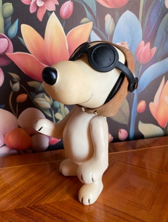Snoopy Flying Ace pilot Super Size vinylfigur United Feature Syndicate Peanuts 1966