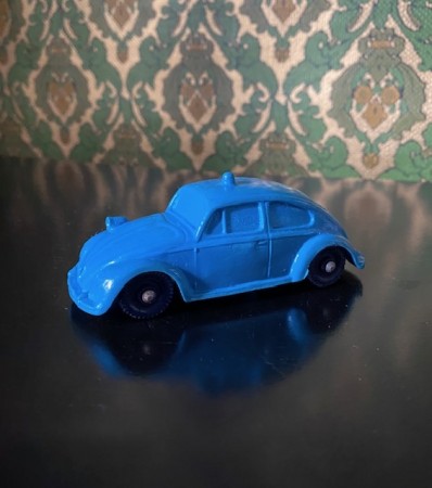 Tomte bil volkswagen VW 1200 blå modellbil vinylplast No. 750/13 Åsmund Lærdal Stavanger Norway Norge 1963-1973