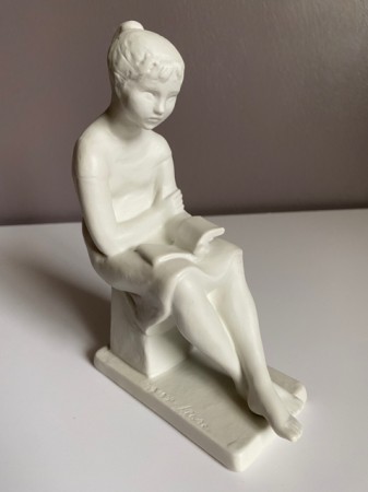 Figur i uglasert bisquite porselen (1774) - Wallendorf Tyskland, 1950/60 tallet