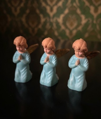 Julekalender figurer engler juleornament Hong Kong 1970-tallet