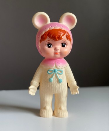 Kremhvit/ rosa CHAN KODAMA Woodland dukke/ plastfigur - Lapin & me Japan