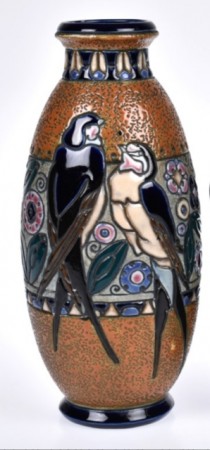 Art Deco Jugend AMPHORA Bohemia vase i glasert keramikk fuglemotiv - Czecho-Slovakia Tsjekkia 1920 tallet