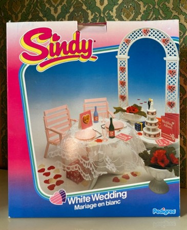 Sindy dukke White Wedding ubrukt dukkemøbler bryllup sett 44262  Pedigree Dolls & Toys England 1970/ 80 tallet
